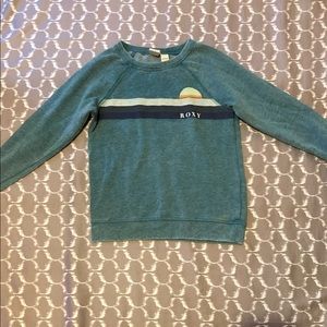 Roxy sweatshirt. youth medium. comfortable.